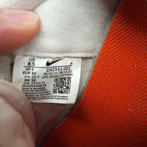 Nike Waffle Debut Light Bone Womens Size 8.5 - Picture 7 of 7